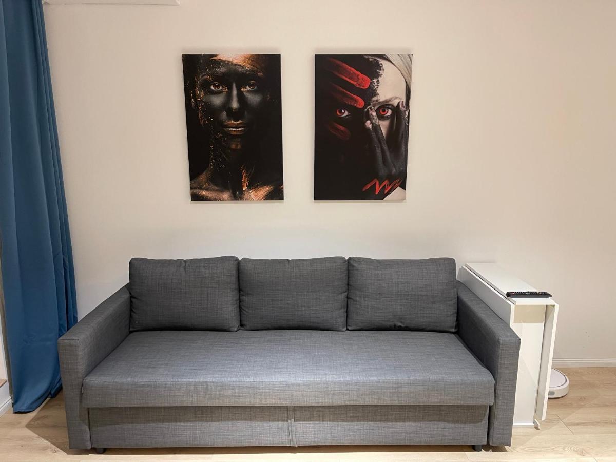 Relax Luxury Apartment Palace Bukares Bagian luar foto