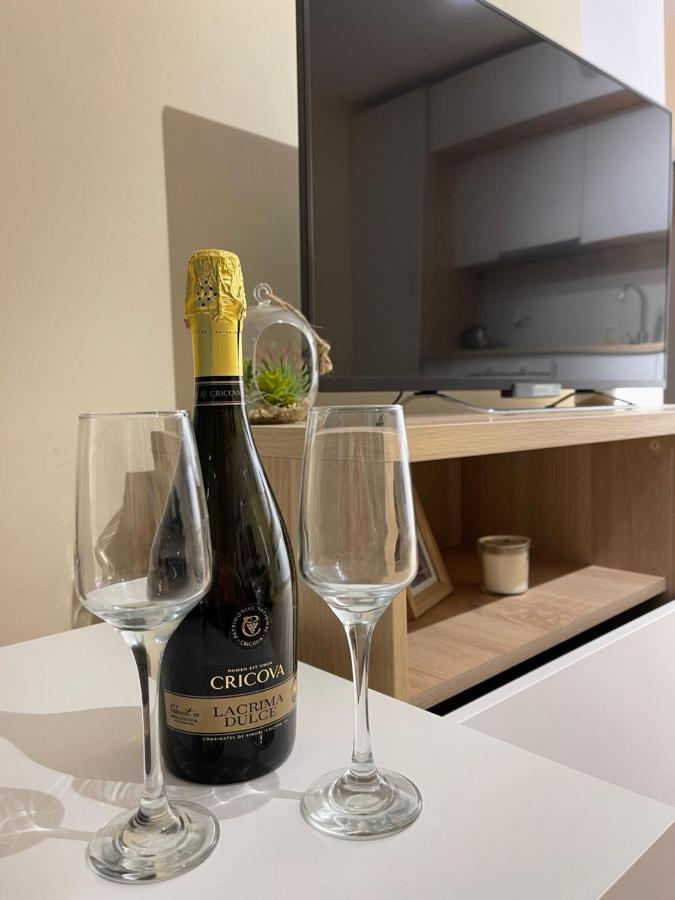 Relax Luxury Apartment Palace Bukares Bagian luar foto